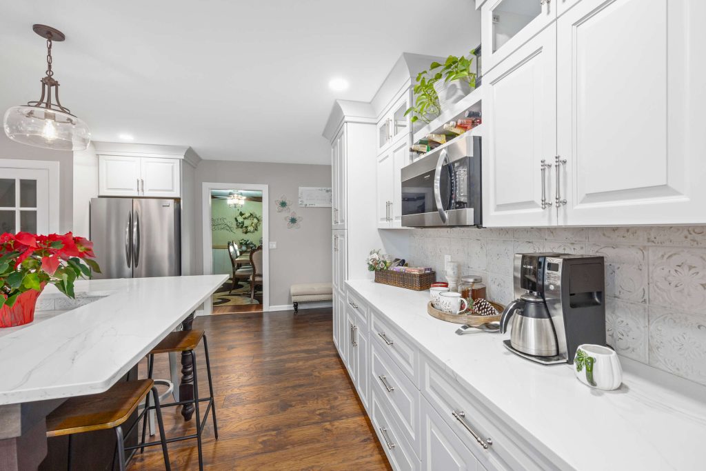 Luxury Kitchen Remodeling Contractor 11