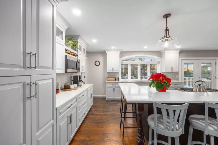 oak-ivory-kitchen (2)