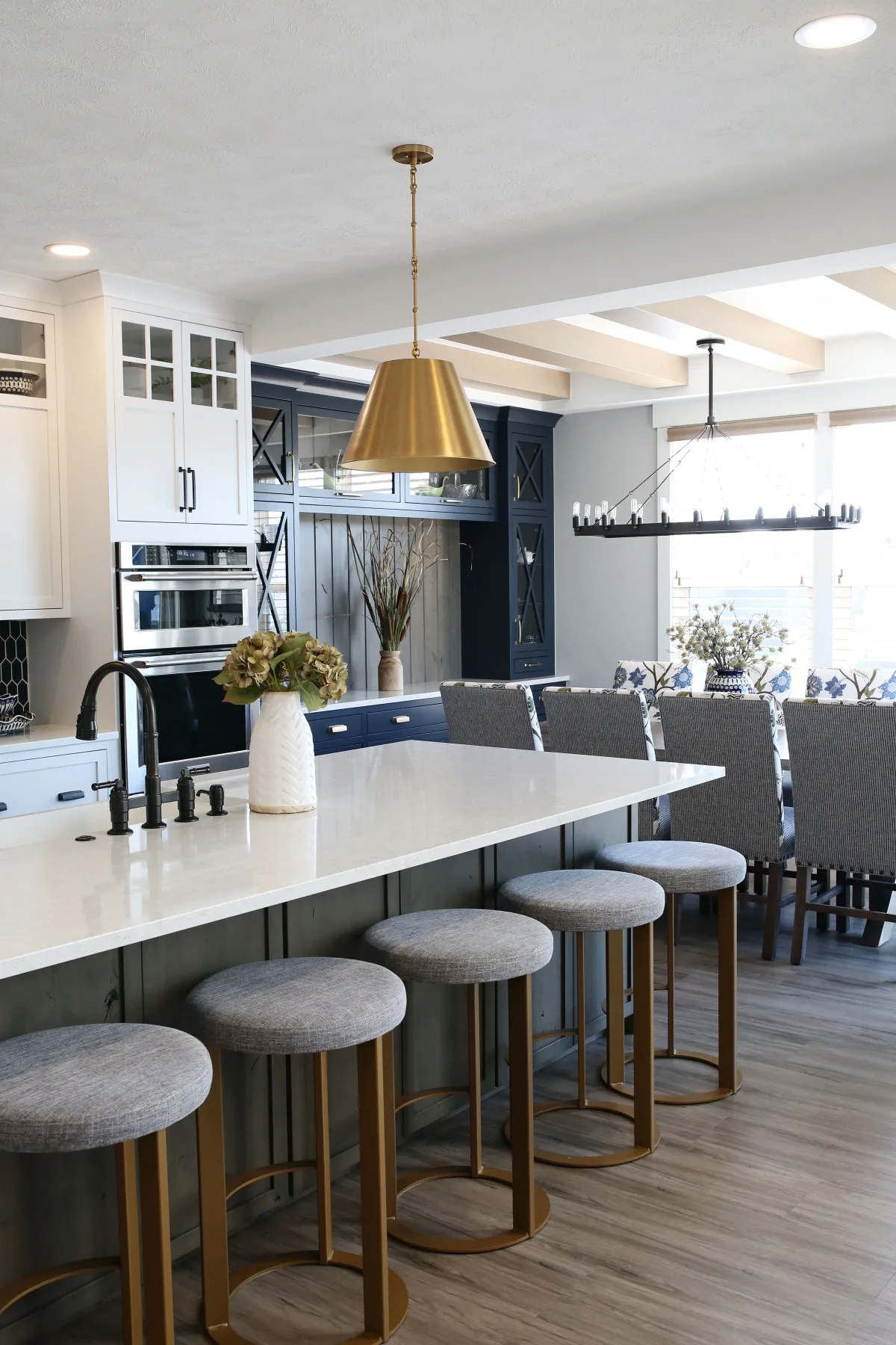 Transitional Kitchen Living Space Jenison – MI (12)