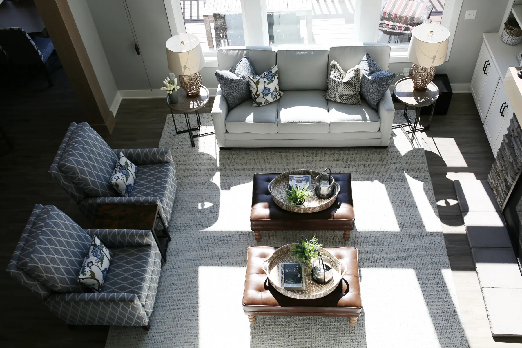 Transitional Kitchen Living Space Jenison – MI (2)