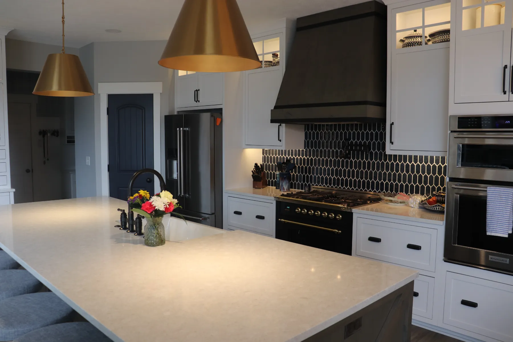 Transitional Kitchen Living Space Jenison – MI (52)