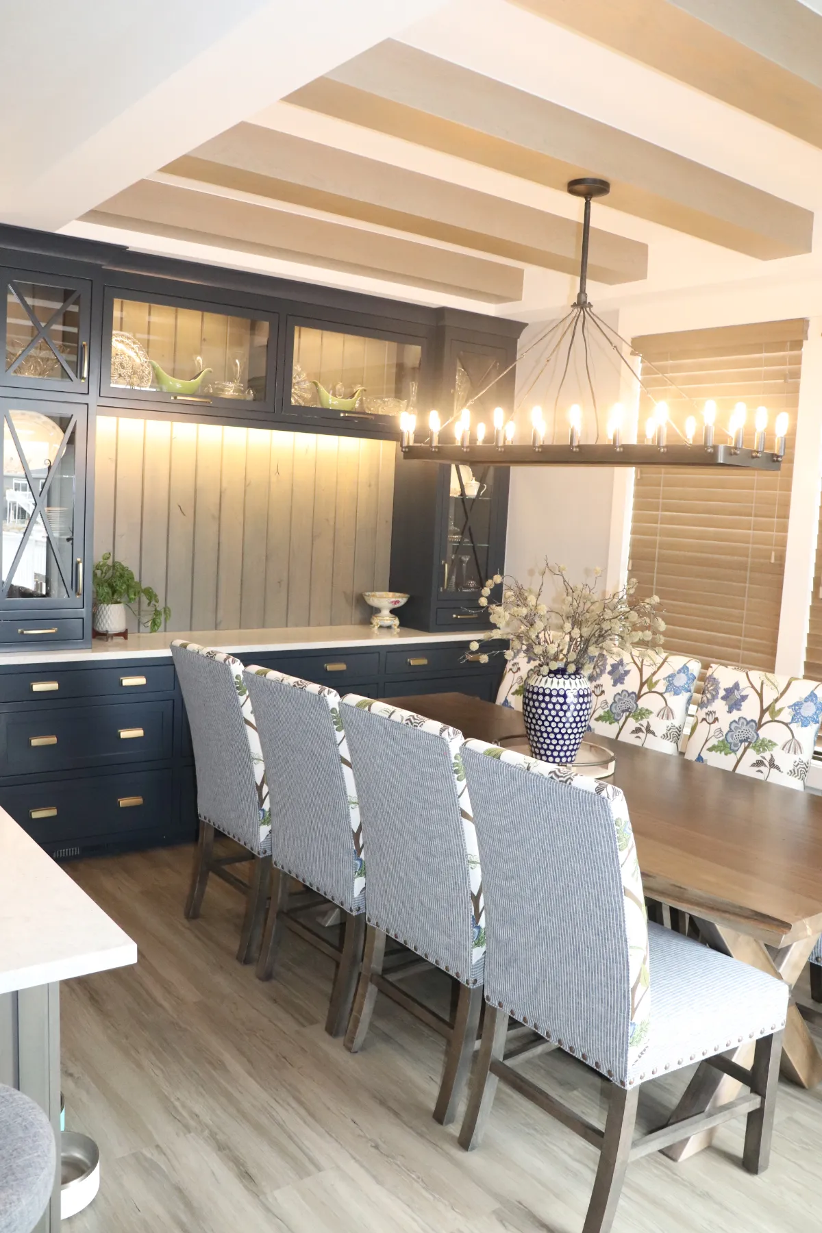 Transitional Kitchen Living Space Jenison – MI (61)