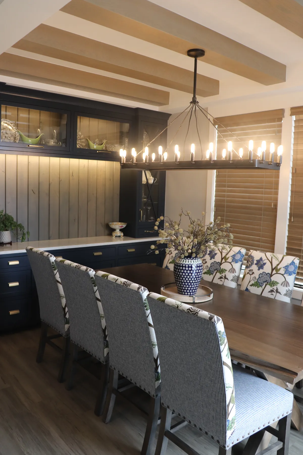 Transitional Kitchen Living Space Jenison – MI (62)