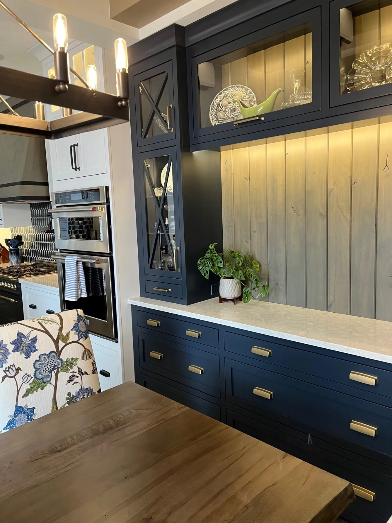 Transitional Kitchen Living Space Jenison – MI (70)
